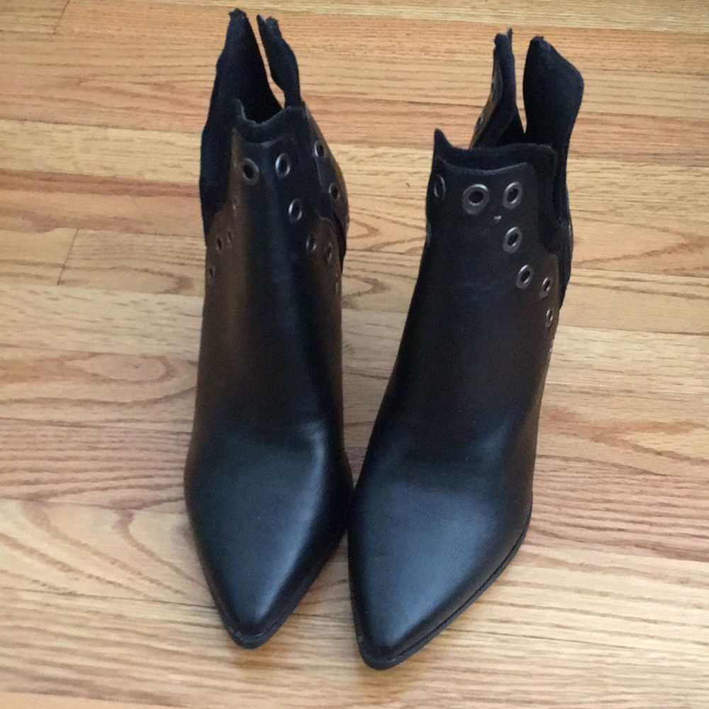Black heeled booties